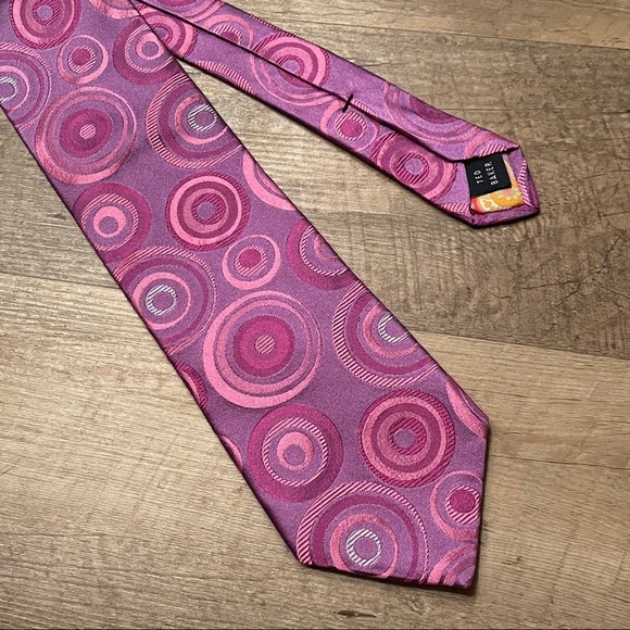 TED BAKER Silk Handmade Tie - Picture 3 of 5